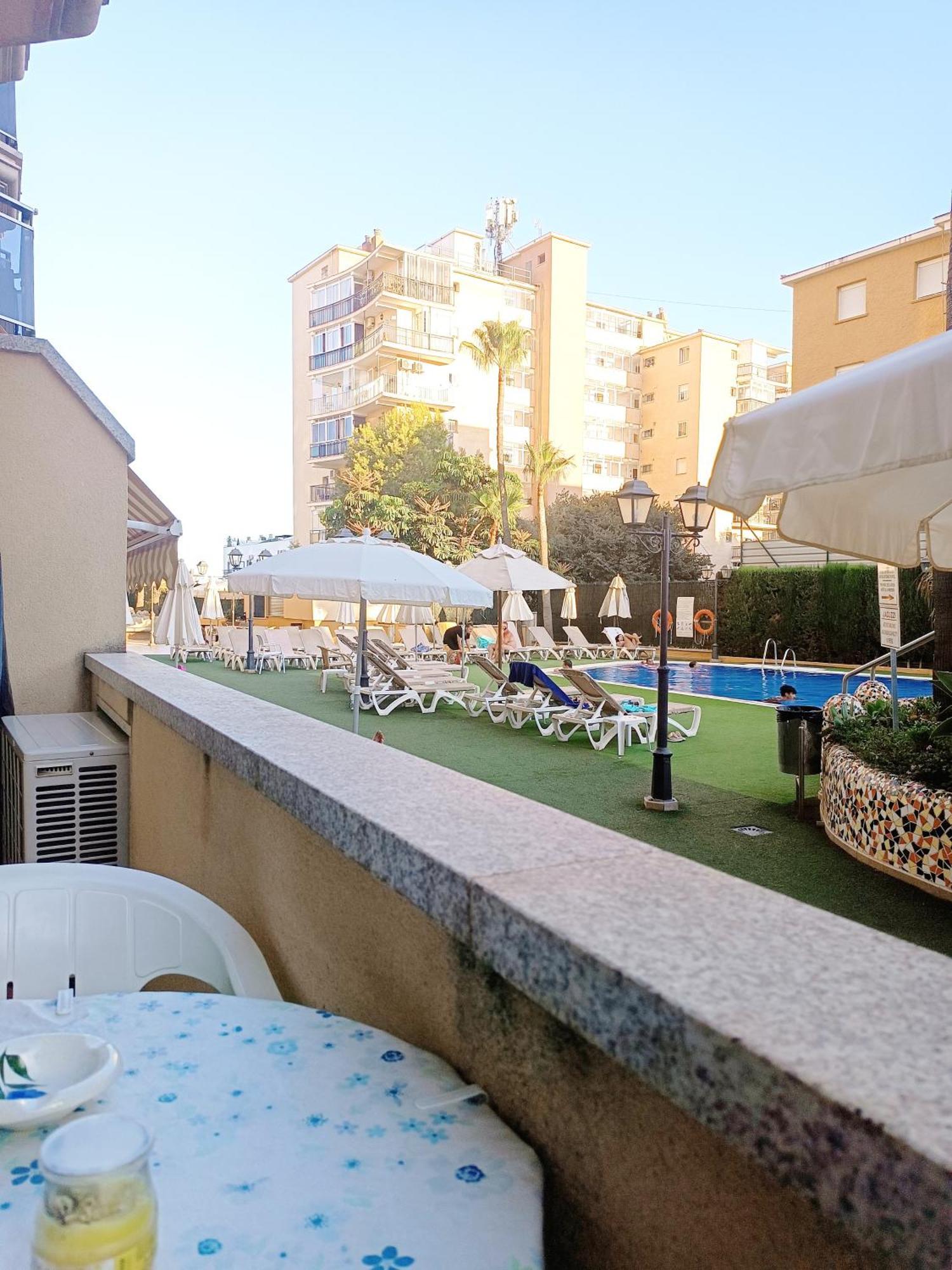 Fuengirola Apartamento Vacacional Mediterraneo Real Kültér fotó